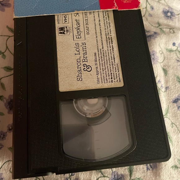 Sharon, Lois and Bram vintage 80s kids VHS - Picture 3 of 3